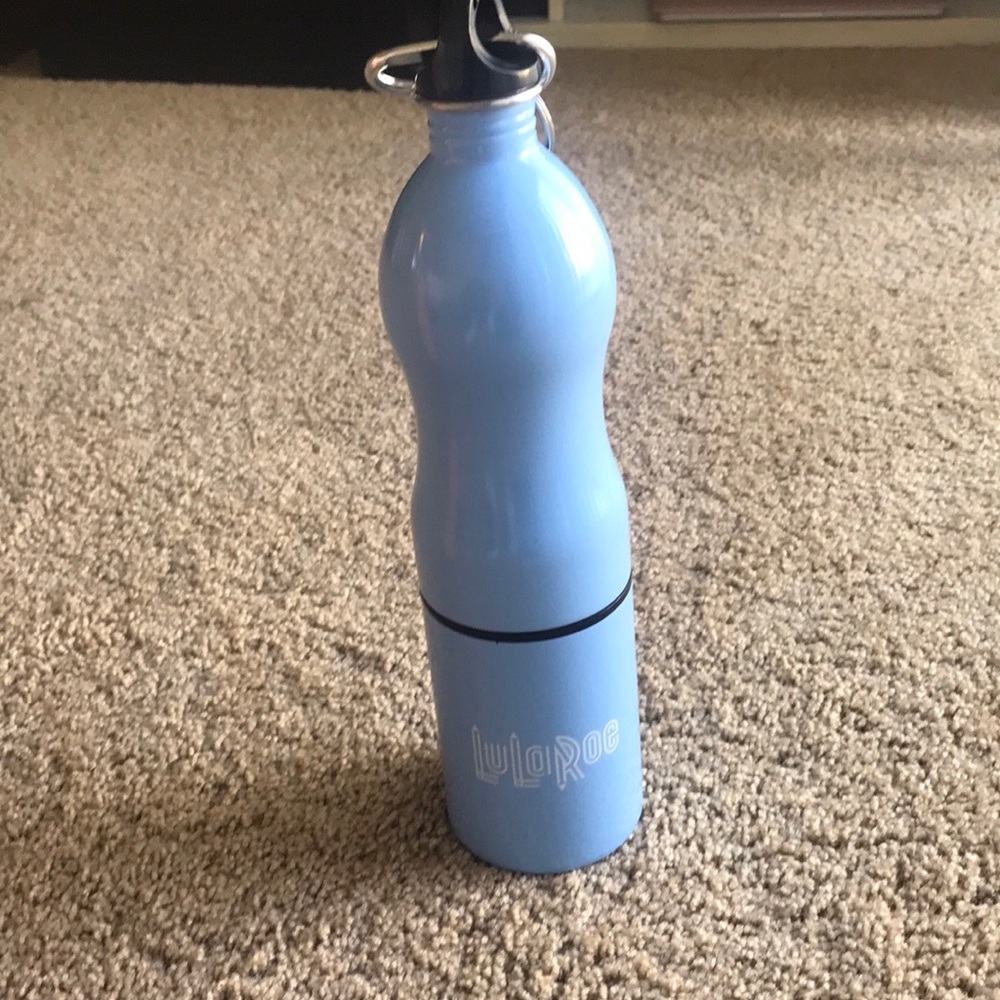NWOT LuLaRoe water bottle